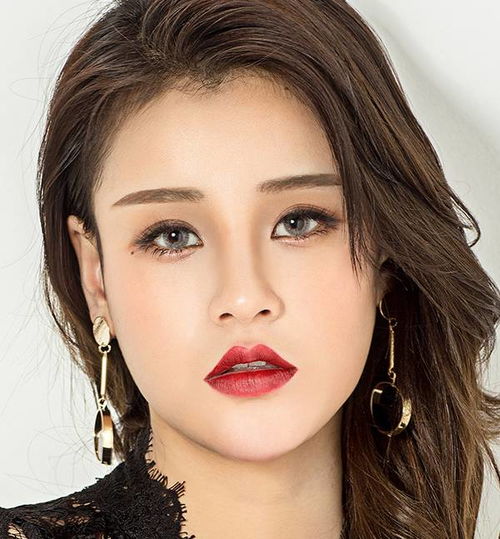 美妆 如何像杨幂那样挑到最适合自己的美瞳颜色 秘密在这里